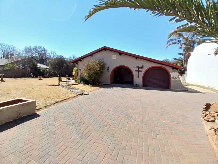 3 Bedroom Property for Sale in Vaalpark Free State